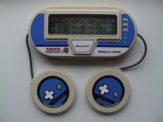 Donkey Kong Hockey - Game & Watch