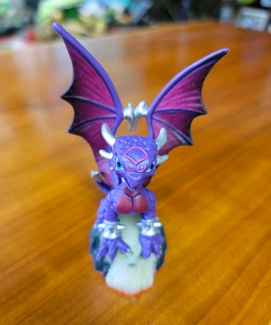 Cynder Skylanders